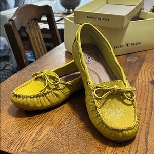 Lucky Brand Women's Yellow Moccasins